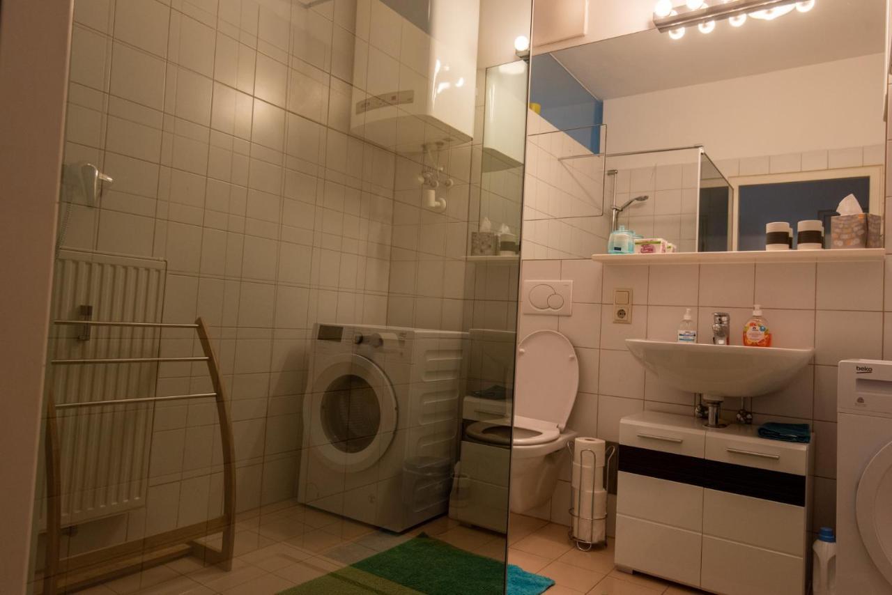 Appartements In Graz Beim Lkh Esterno foto